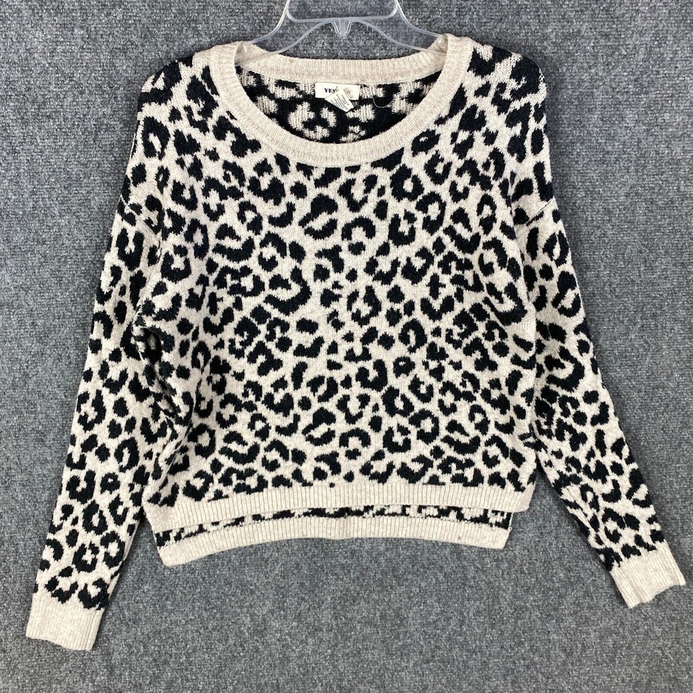 Yes Lola Sweater Women's Small‎ Pullover Cheetah Print Adults S